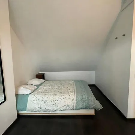 Spacieuse Maison 6 度假居 *