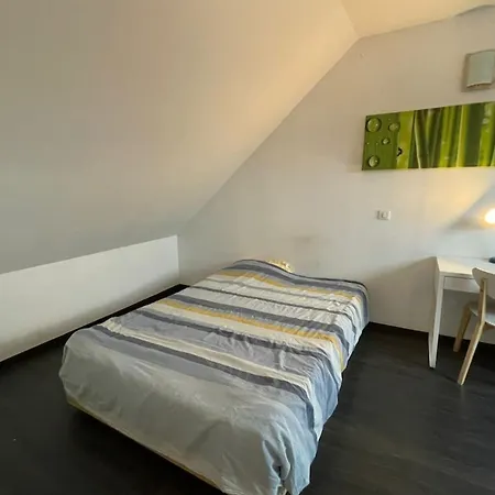 Spacieuse Maison 6 度假居 *